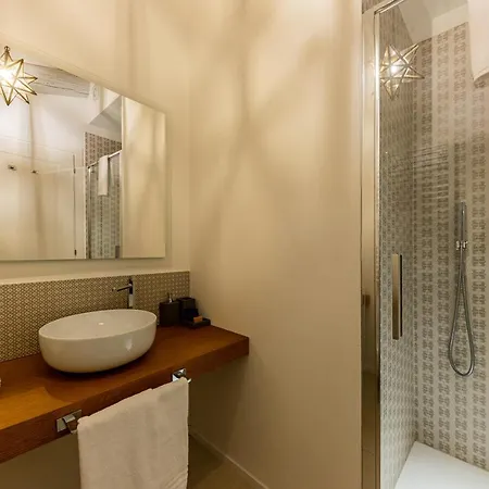 Relais Le Coste בית הארחה 3*